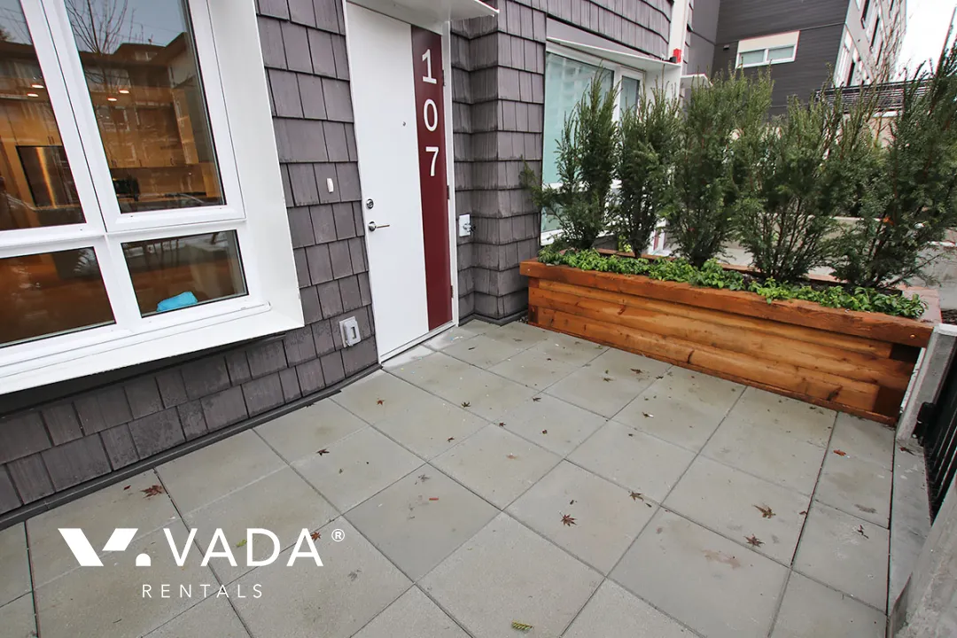 ERA in Downtown Maple Ridge - 3 Bedroom Townhouse For Rent in Maple Ridge at 107 - 12040 Plaza Street, Maple Ridge, BC