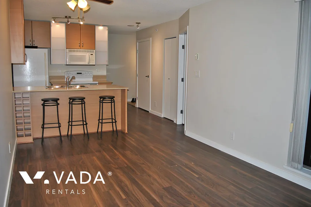 Yaletown Park in Yaletown - 1 Bedroom Apartment For Rent in Vancouver at 2610 - 909 Mainland Street, Vancouver, BC, V6B 1S3