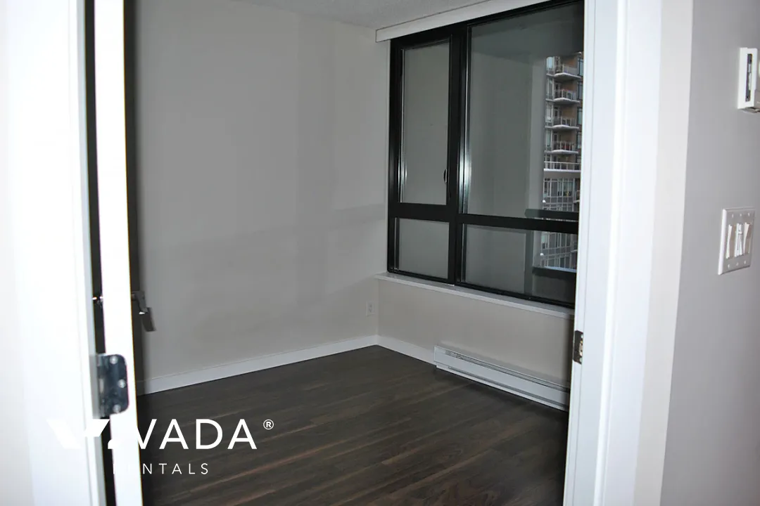Yaletown Park in Yaletown - 1 Bedroom Apartment For Rent in Vancouver at 2610 - 909 Mainland Street, Vancouver, BC, V6B 1S3