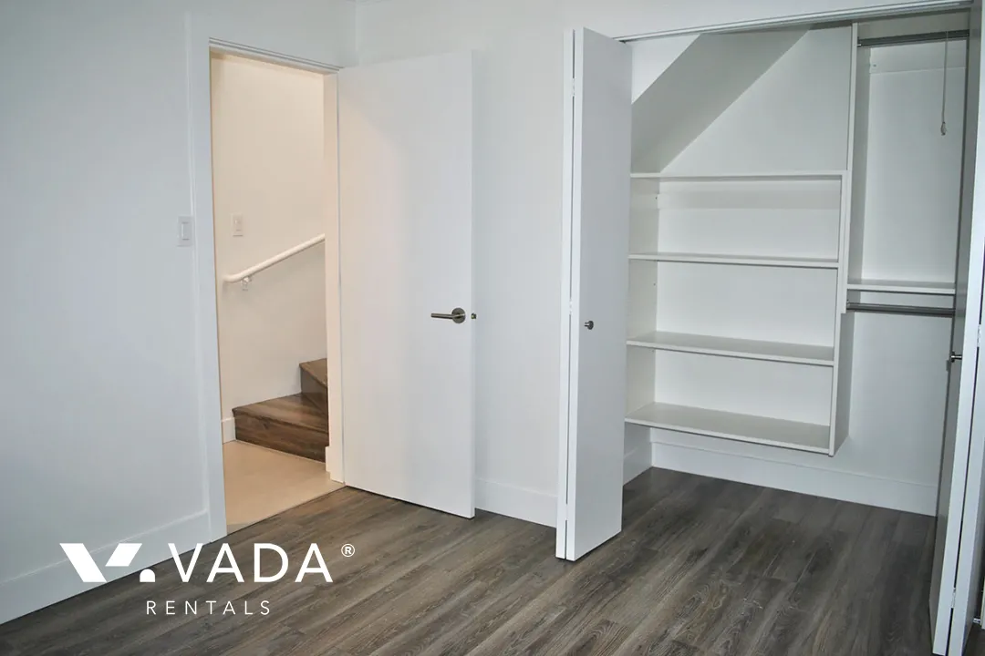 Laurel Court in Fairview - 2 Bedroom Townhouse For Rent in Vancouver at 66 - 870 West 7th Avenue, Vancouver, BC