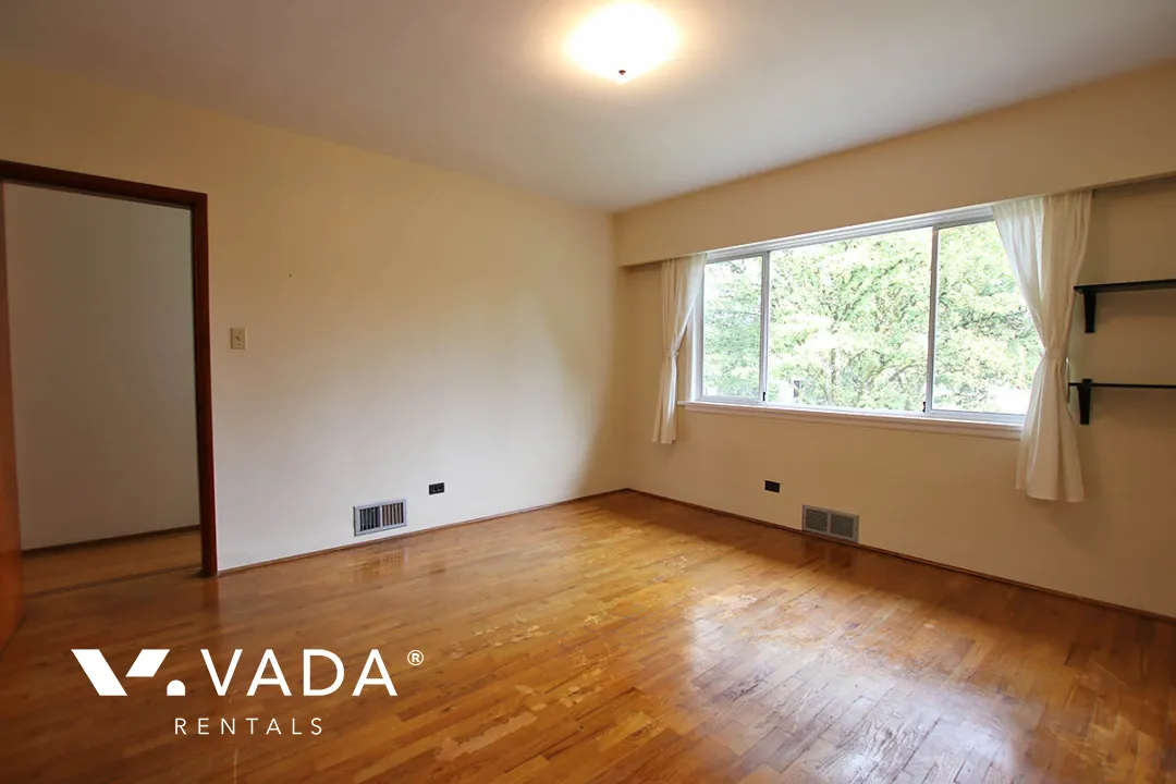 South Main - 3 Bedroom House For Rent in Vancouver at 438 East 20th Street, Vancouver, BC