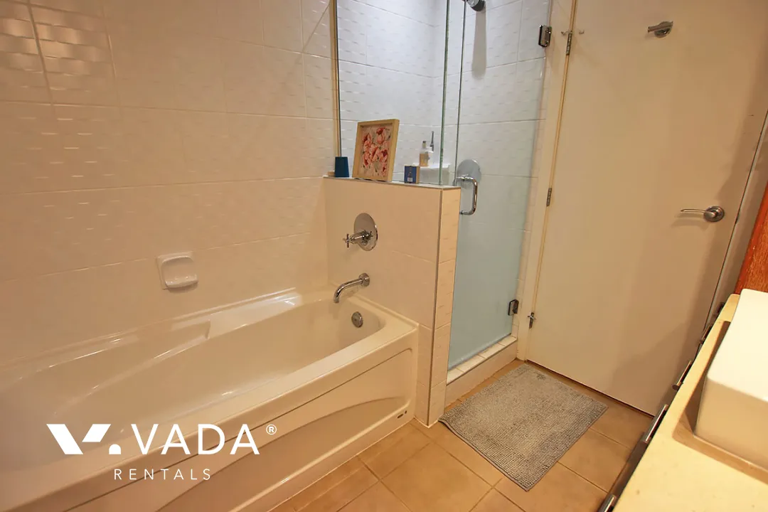 Qube in Coal Harbour - Studio For Rent in Vancouver at 905 - 1333 West Georgia Street, Vancouver, BC