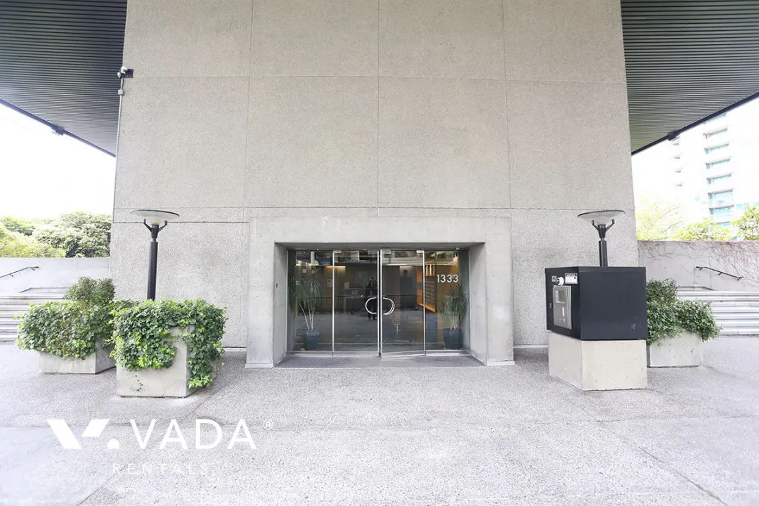 Qube in Coal Harbour - Studio For Rent in Vancouver at 905 - 1333 West Georgia Street, Vancouver, BC