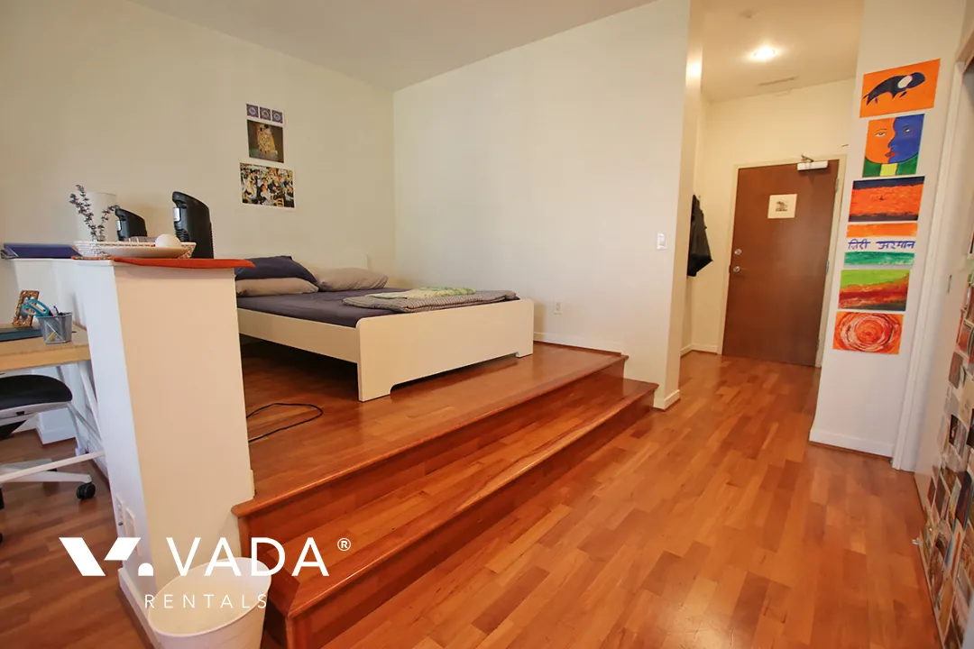 Qube in Coal Harbour - Studio For Rent in Vancouver at 905 - 1333 West Georgia Street, Vancouver, BC