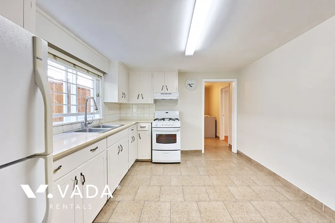 Grandview Woodland - 1 Bedroom Basement For Rent in Vancouver at 1336D East 11th Avenue, Vancouver, BC