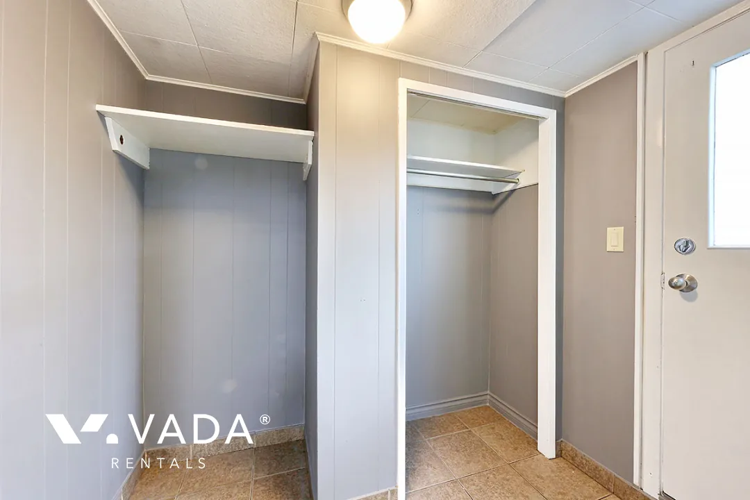 Grandview Woodland - 1 Bedroom Basement For Rent in Vancouver at 1336D East 11th Avenue, Vancouver, BC