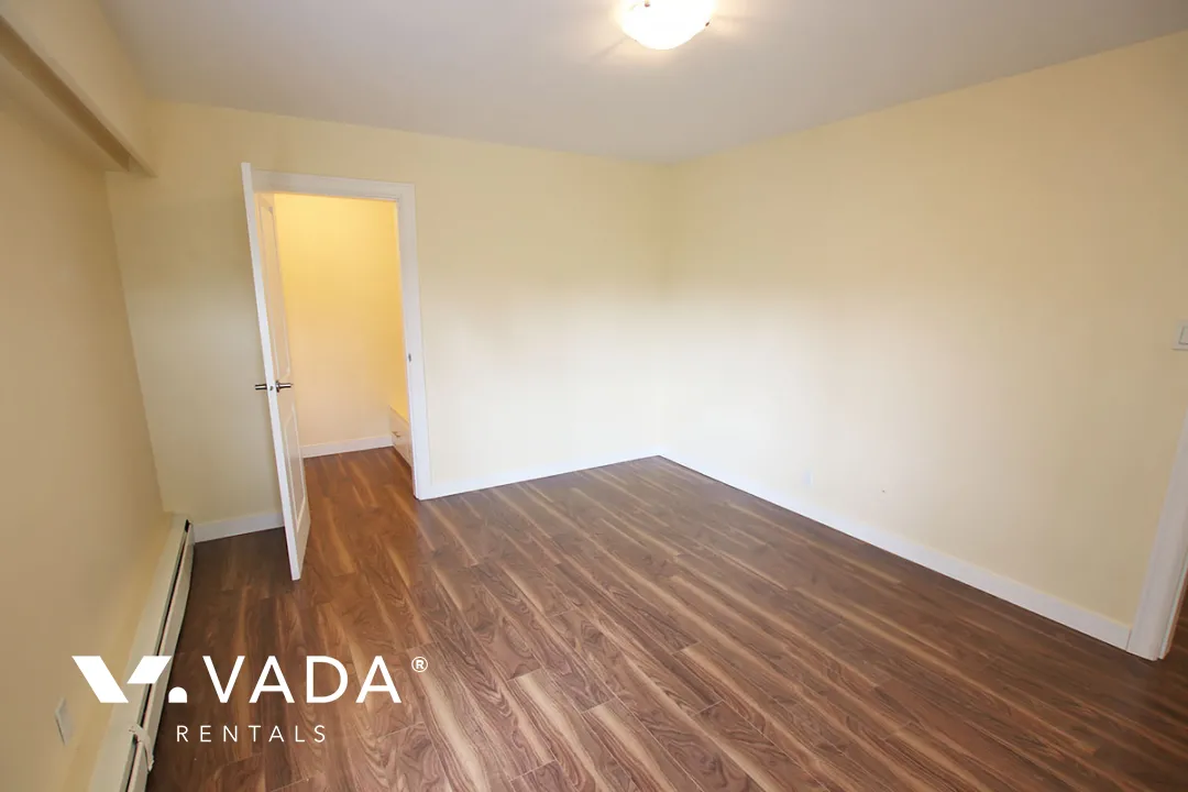 Aish Place in Kerrisdale - 1 Bedroom Apartment For Rent in Vancouver at 402 - 5926 Yew Street, Vancouver, BC