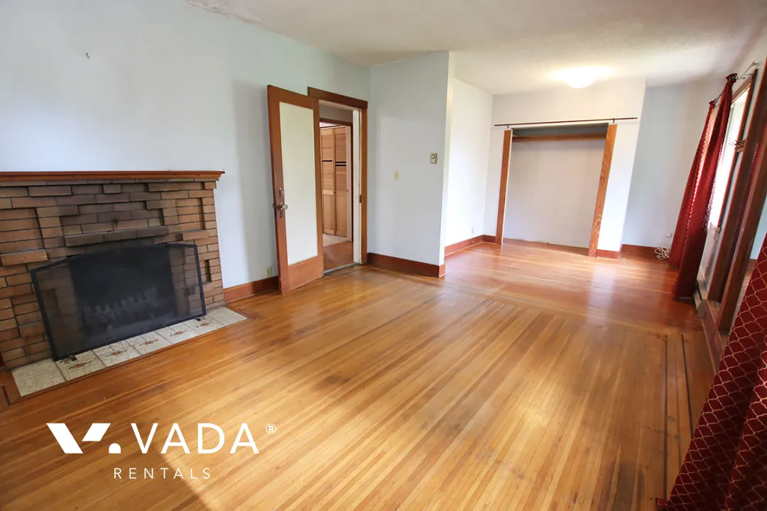 Kensington - 4 Bedroom House For Rent in Vancouver at 4315 Saint Catherines Street, Vancouver, BC
