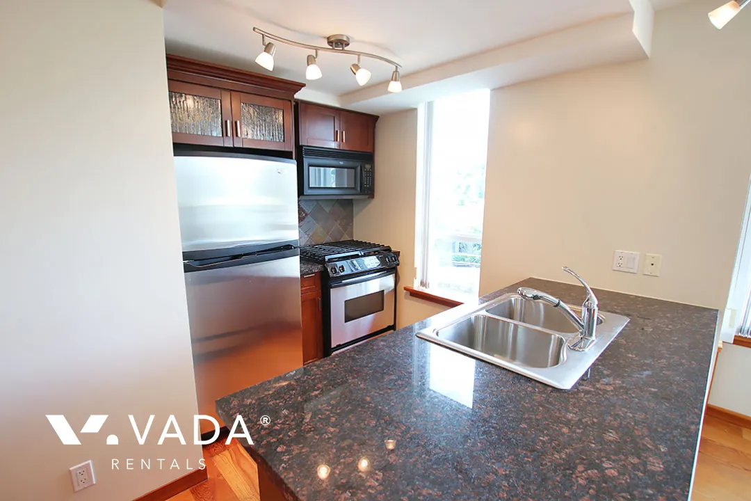 Murano Lofts in New Westminster Quay - 1 Bedroom Loft For Rent in New Westminster at 410 - 7 Rialto Court, New Westminster, BC