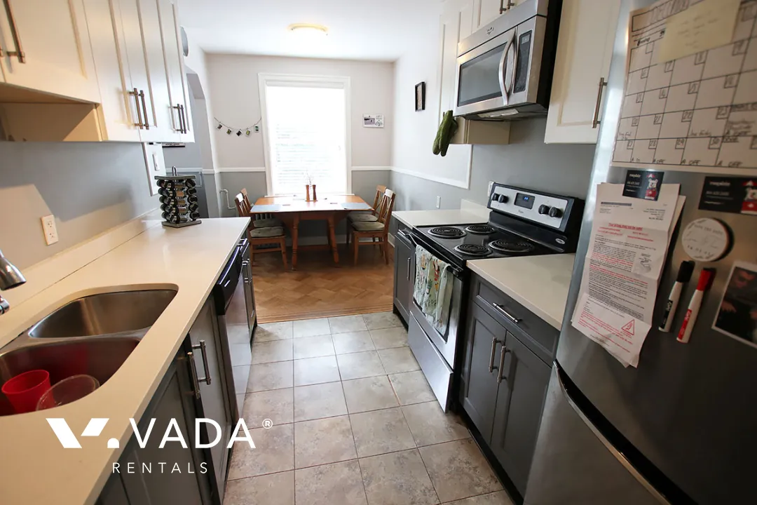 1235 Burnaby in The West End - 1 Bedroom Apartment For Rent in Vancouver at 4 - 1235 Burnaby Street, Vancouver, BC