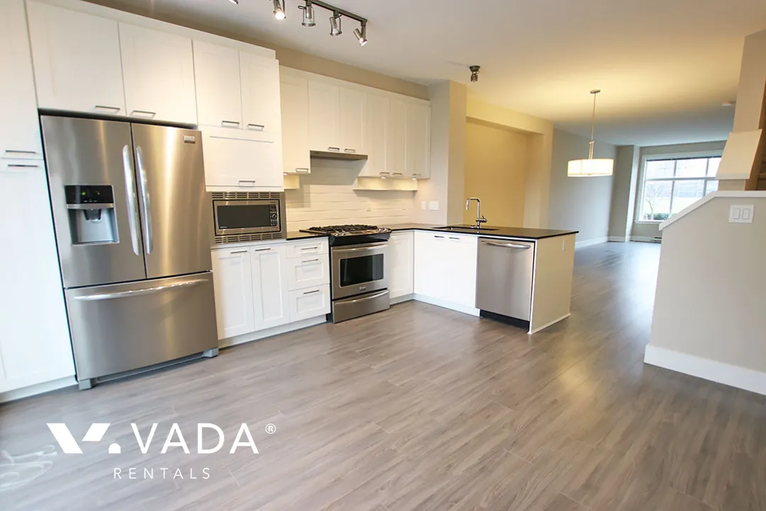 Highland Park in Metrotown - 3 Bedroom Townhouse For Rent in Burnaby at 13 - 6088 Beresford Street, Burnaby, BC