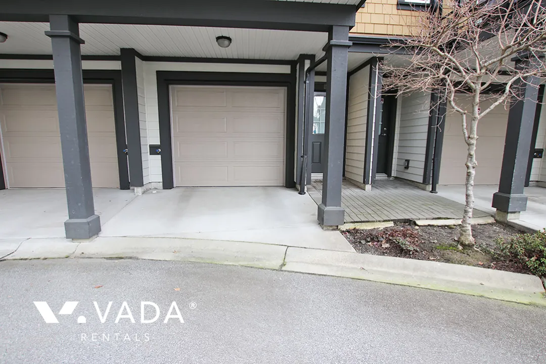 Highland Park in Metrotown - 3 Bedroom Townhouse For Rent in Burnaby at 13 - 6088 Beresford Street, Burnaby, BC