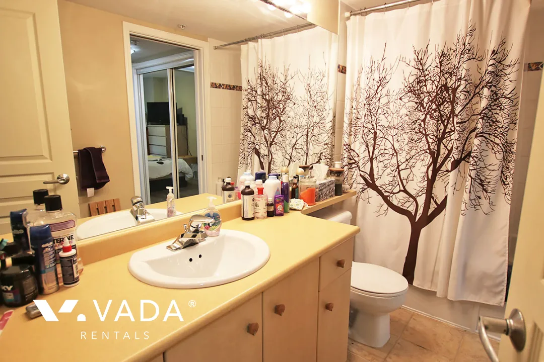 Connaught Place in Kitsilano - 1 Bedroom Apartment For Rent in Vancouver at 306 - 2628 Yew Street, Vancouver, BC