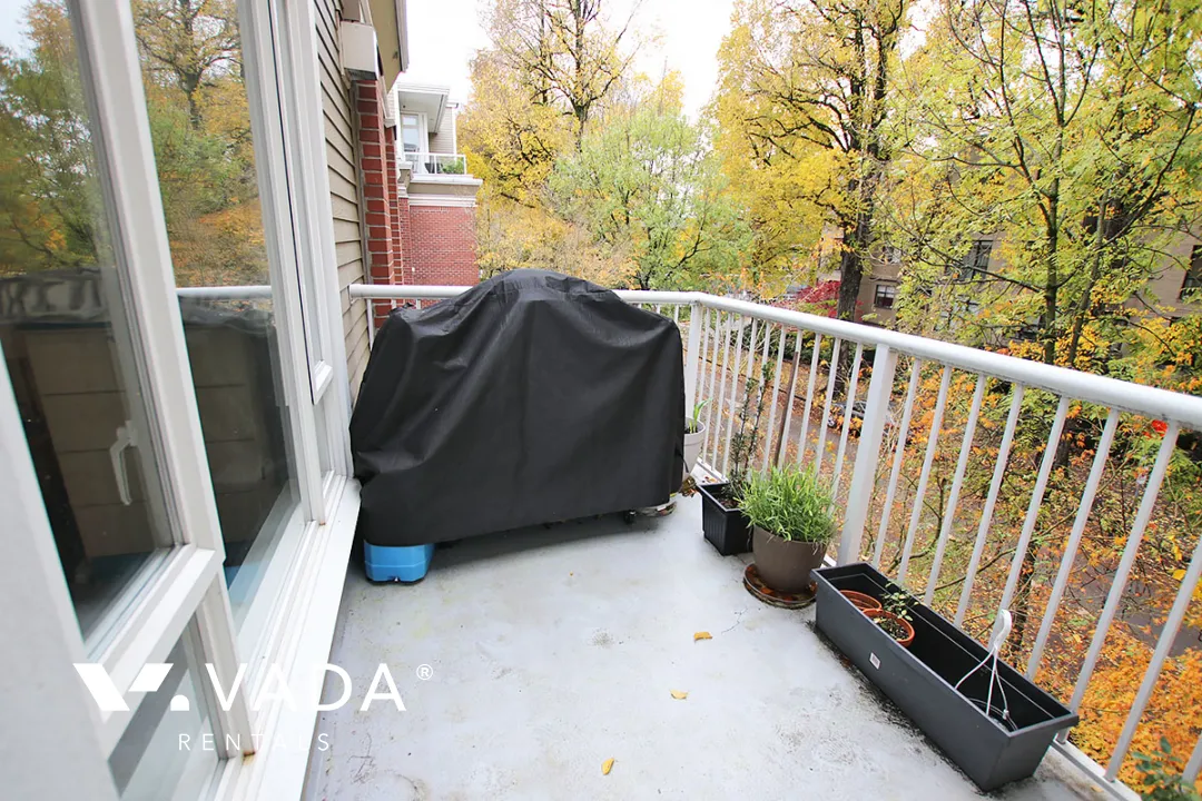 Connaught Place in Kitsilano - 1 Bedroom Apartment For Rent in Vancouver at 306 - 2628 Yew Street, Vancouver, BC