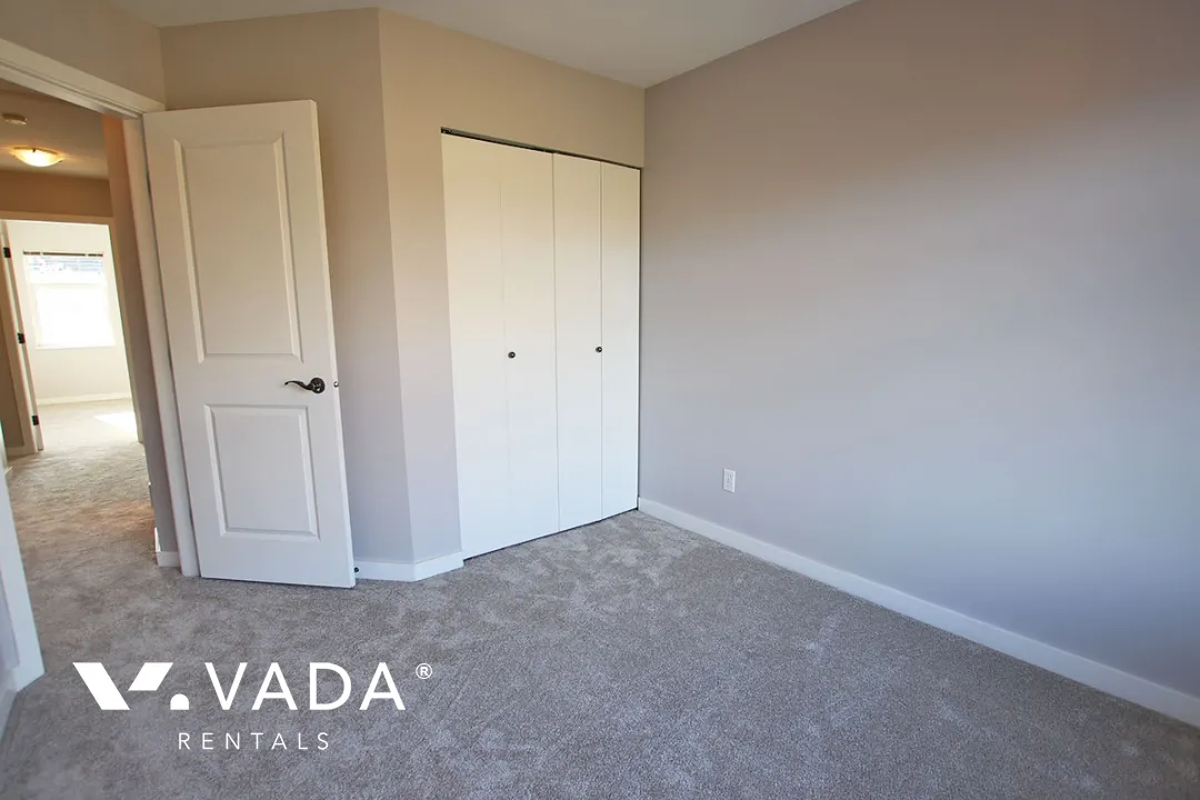 Sundance in South Surrey - 3 Bedroom Townhouse For Rent in Surrey at 114 - 15236 36 Avenue, Surrey, BC, V3Z 2B3