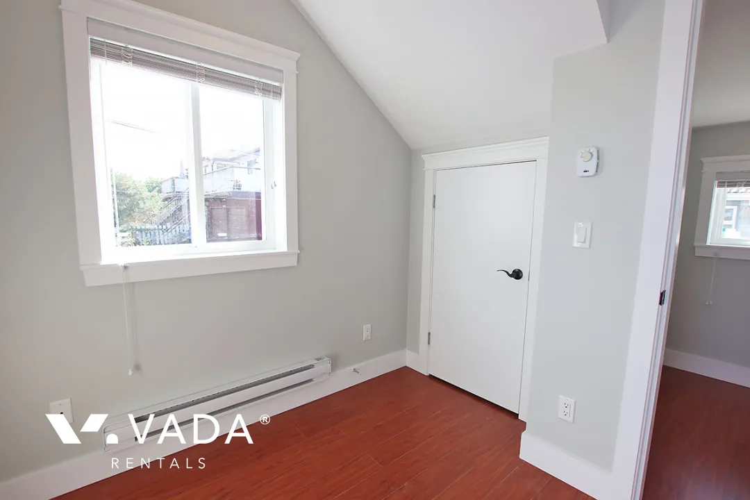 Renfrew Collingwood - 2 Bedroom Laneway House For Rent in Vancouver at 2949A East 4th Avenue, Vancouver, BC