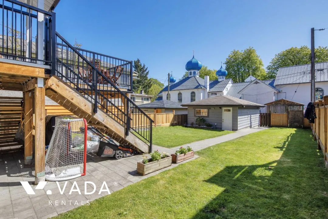 Riley Park - 5 Bedroom House For Rent in Vancouver at 76 East 42nd Avenue, Vancouver, BC, V5W 1S3