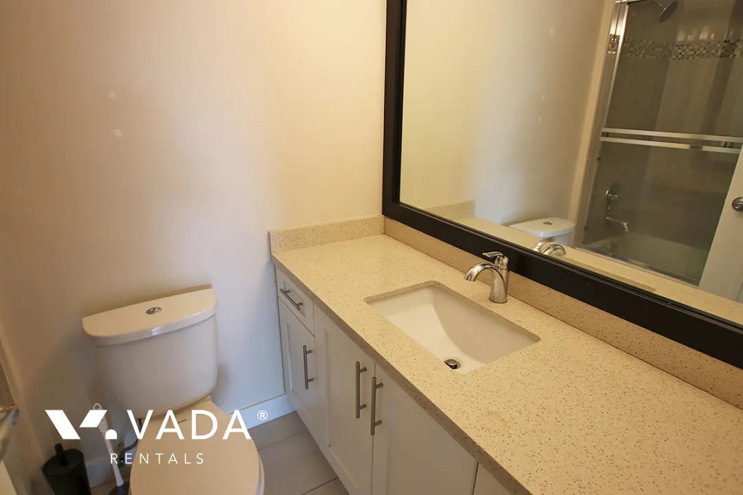Aish Place in Kerrisdale - 2 Bedroom Apartment For Rent in Vancouver at 404 - 5926 Yew Street, Vancouver, BC