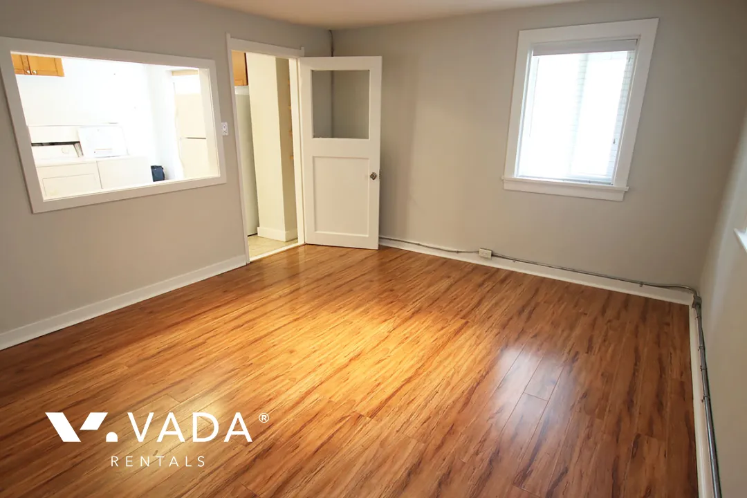 Willingdon Heights - 2 Bedroom House (Lower Level) For Rent in Burnaby at 3904B Pender Street, Burnaby, BC