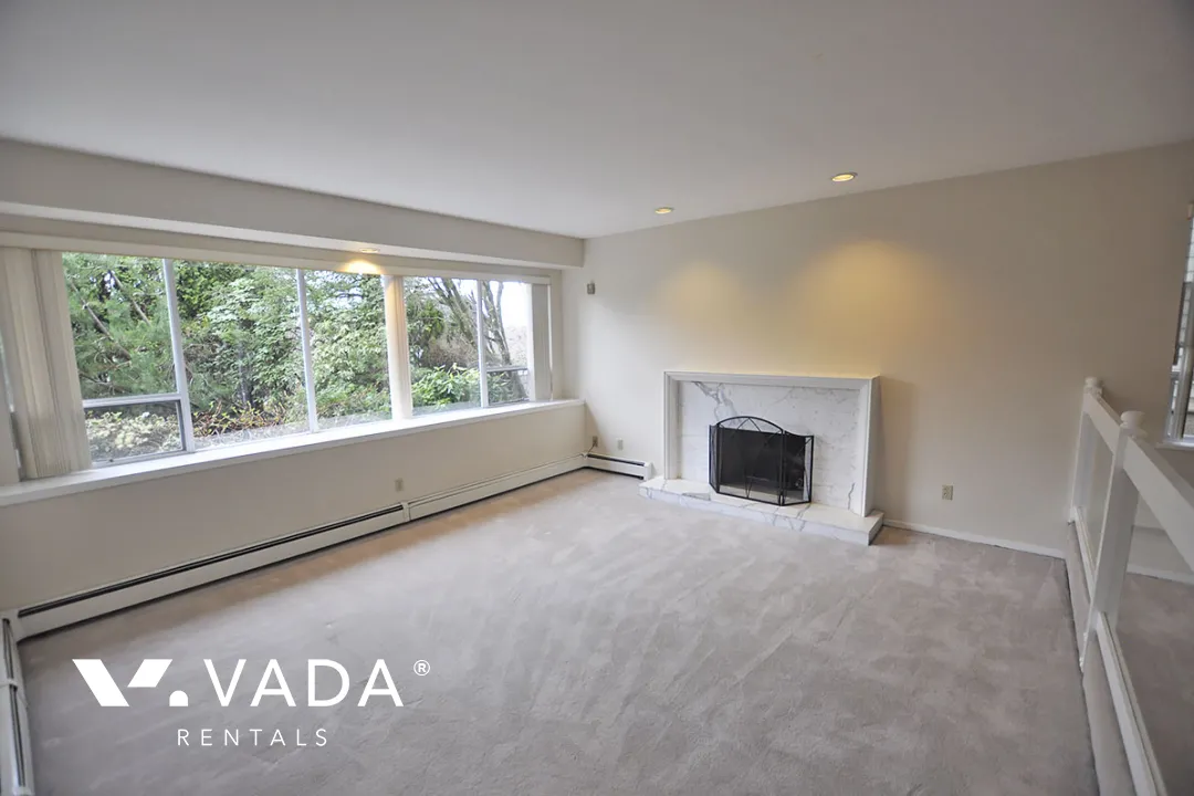 Dunbar - 4 Bedroom House For Rent in Vancouver at 3712 West 23rd Avenue, Vancouver, BC