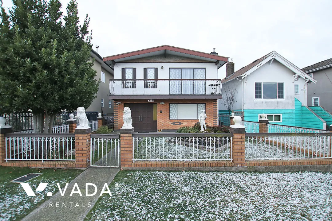Willingdon Heights - 1 Bedroom Garden Suite For Rent in Burnaby at 4322B Frances Street, Burnaby, BC