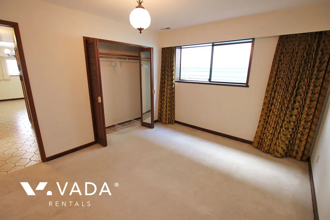 Willingdon Heights - 1 Bedroom Garden Suite For Rent in Burnaby at 4322B Frances Street, Burnaby, BC