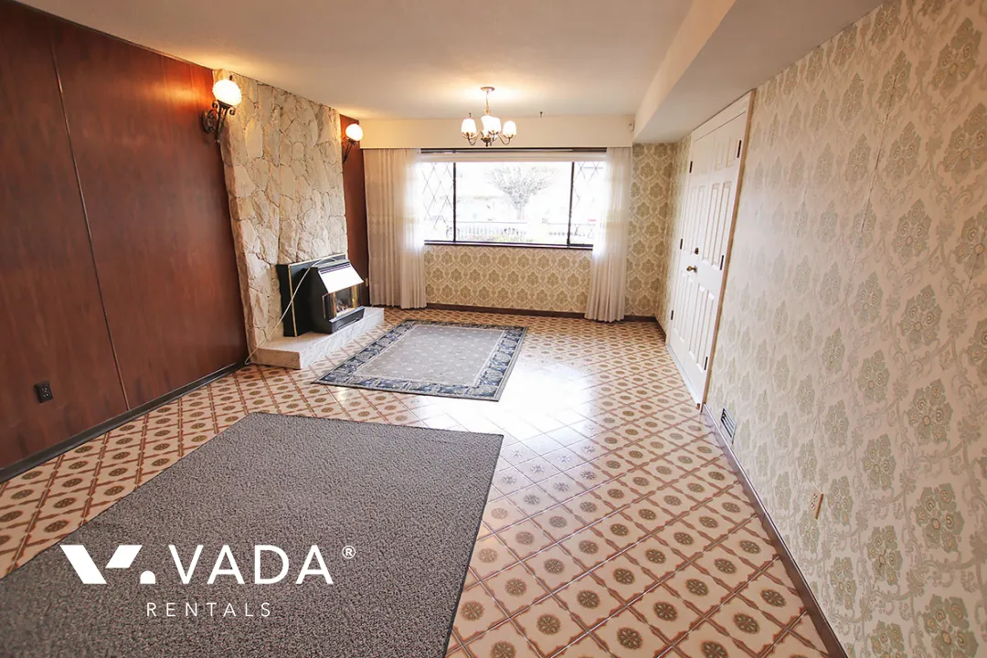 Willingdon Heights - 1 Bedroom Garden Suite For Rent in Burnaby at 4322B Frances Street, Burnaby, BC