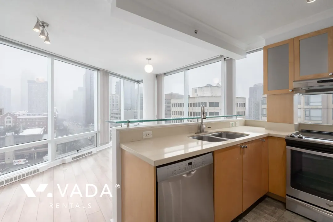 Milano in Downtown - 1 Bedroom Apartment For Rent in Vancouver at 1302 - 1003 Burnaby Street, Vancouver, BC
