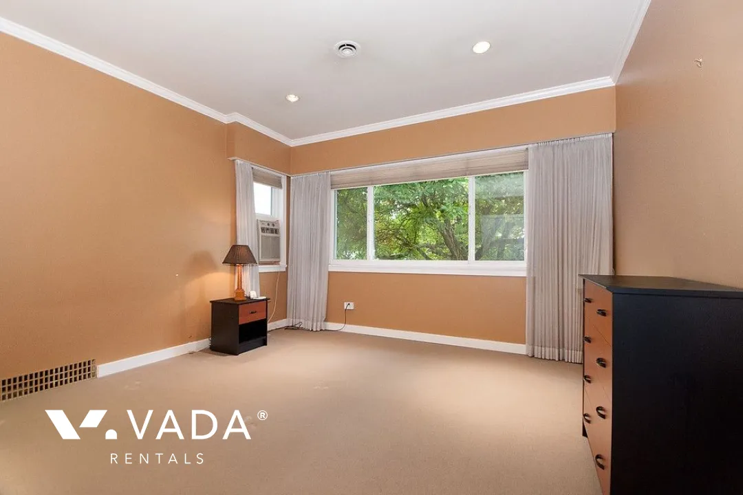 Arbutus - 3 Bedroom House (Upper Level) For Rent in Vancouver at 2433 West 19th Avenue, Vancouver, BC