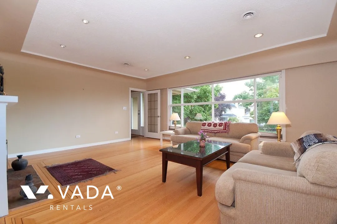 Arbutus - 3 Bedroom House (Upper Level) For Rent in Vancouver at 2433 West 19th Avenue, Vancouver, BC