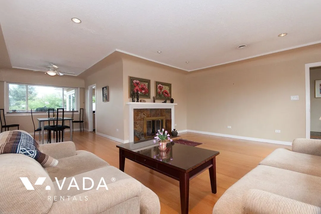 Arbutus - 3 Bedroom House (Upper Level) For Rent in Vancouver at 2433 West 19th Avenue, Vancouver, BC