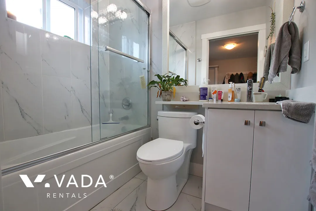 Hastings Sunrise - 4 Bedroom House For Rent in Vancouver at 708 Renfrew Street, Vancouver, BC