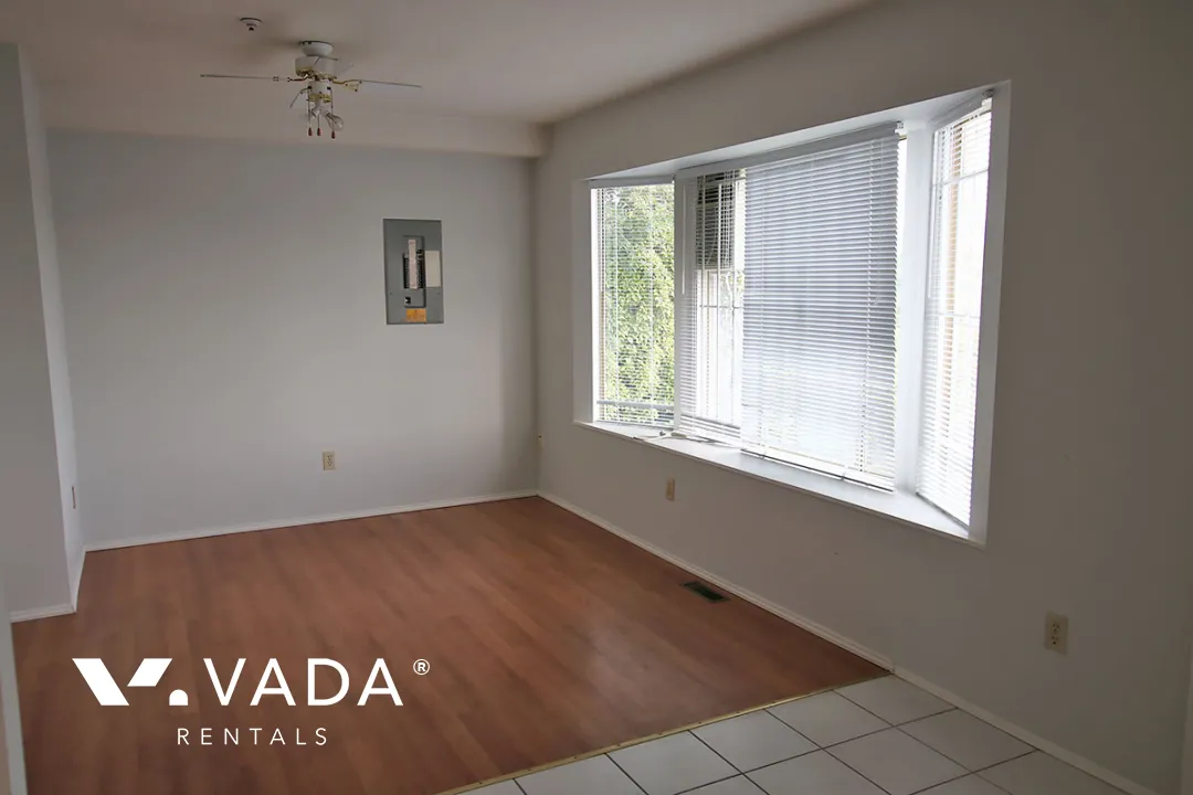 Hastings Sunrise - 6 Bedroom House For Rent in Vancouver at 770 Renfrew Street, Vancouver, BC