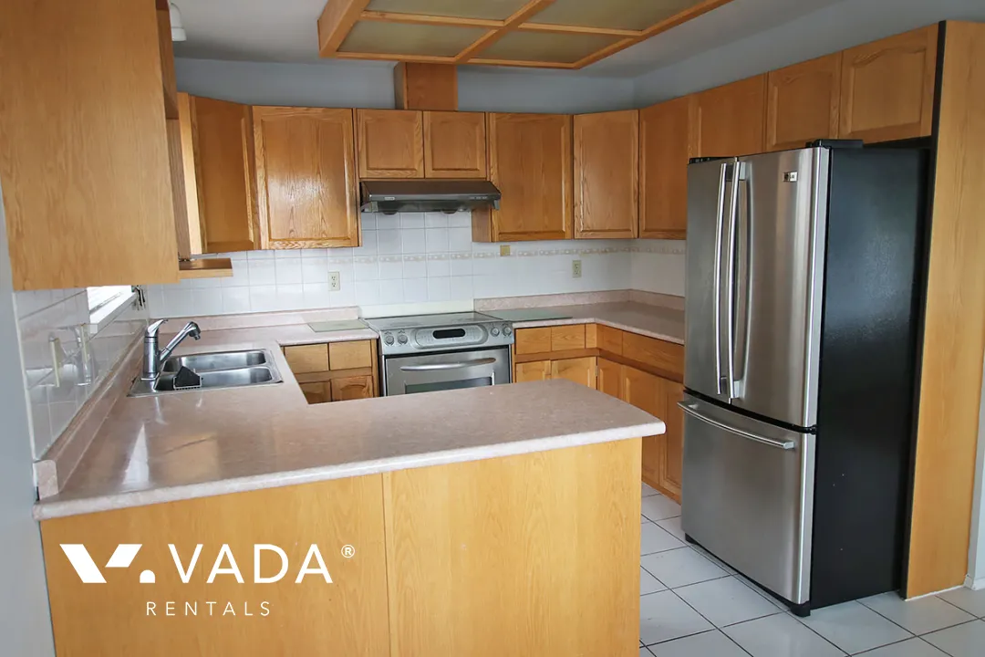 Hastings Sunrise - 6 Bedroom House For Rent in Vancouver at 770 Renfrew Street, Vancouver, BC