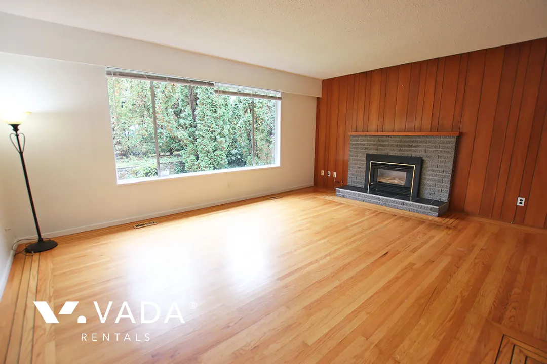 North Shore - 3 Bedroom House For Rent in Port Moody at 134 Buckingham Drive, Port Moody, BC