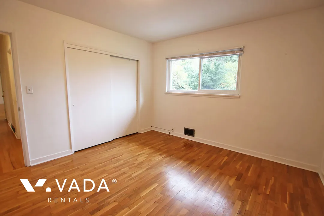 North Shore - 3 Bedroom House (Upper Level) For Rent in Port Moody at 104 Balmoral Drive, Port Moody, BC