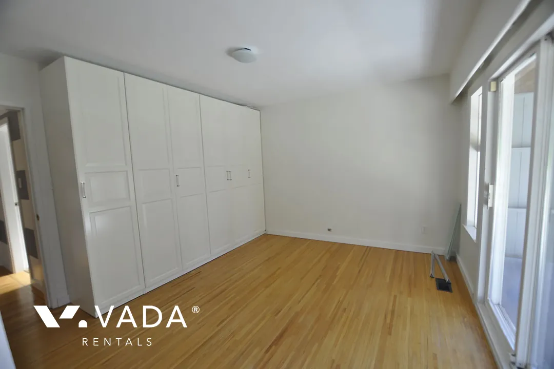 Delbrook - 4 Bedroom House For Rent in North Vancouver at 498 Montroyal Place, North Vancouver, BC