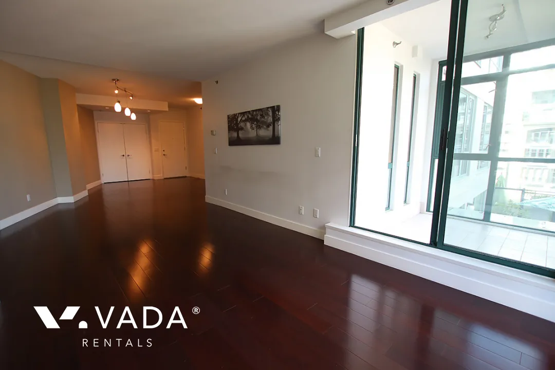 Parkview Tower in Yaletown - 2 Bedroom Apartment For Rent in Vancouver at 608 - 289 Drake Street, Vancouver, BC