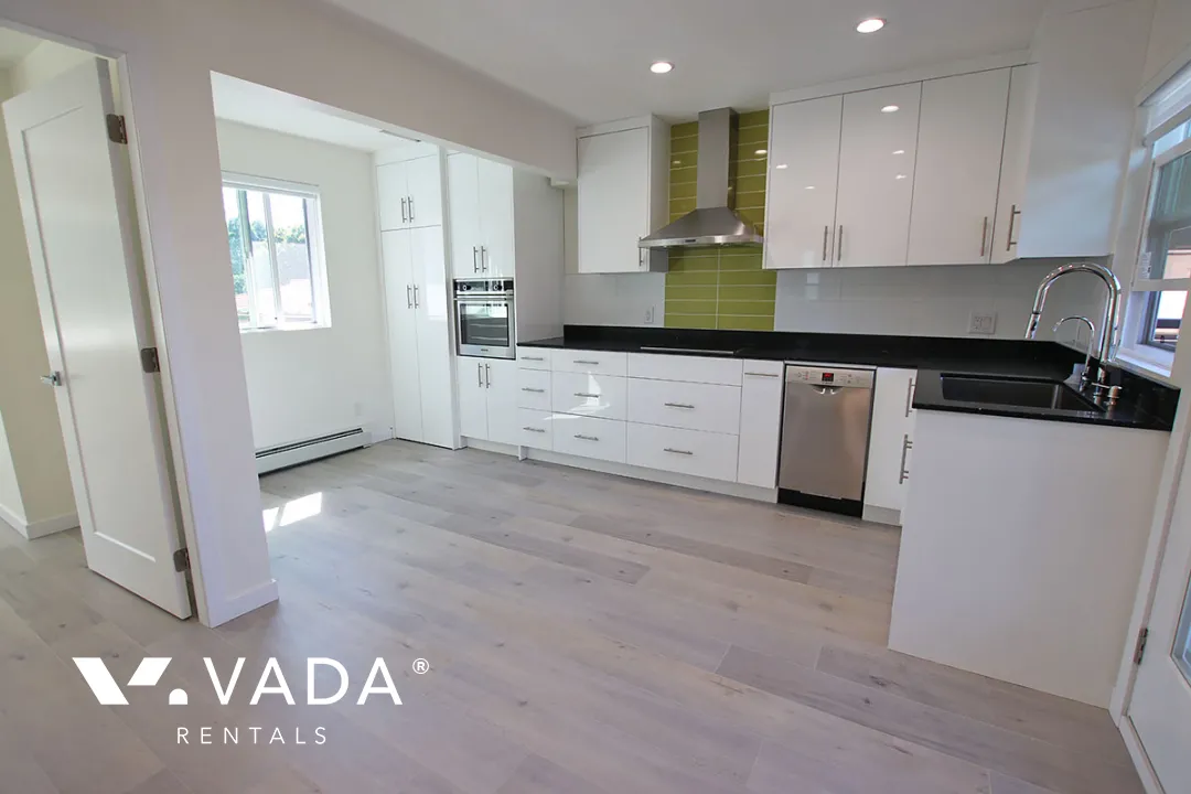 Riley Park - 1 Bedroom House (Upper Level) For Rent in Vancouver at 2 - 4674 Sophia Street, Vancouver, BC, V5V 3W3