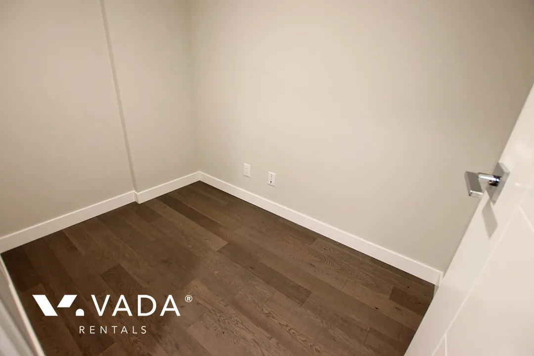 35 Park West in Cambie - 1 Bedroom Apartment For Rent in Vancouver at 215 - 4963 Cambie Street, Vancouver, BC