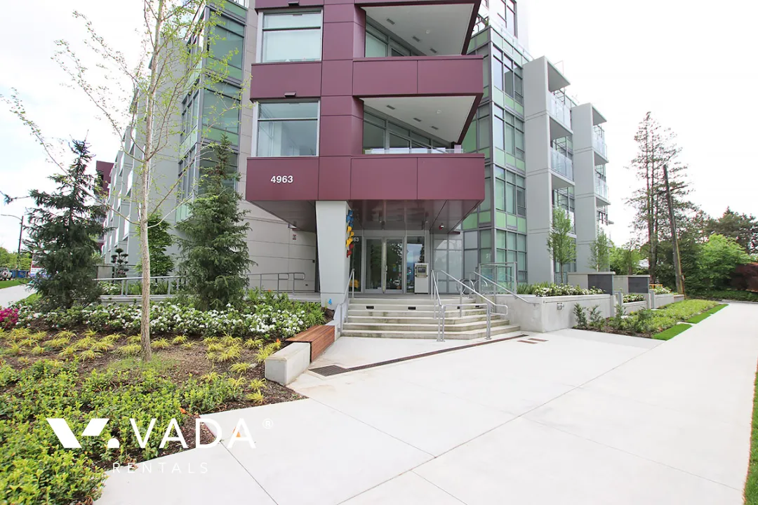 35 Park West in Cambie - 1 Bedroom Apartment For Rent in Vancouver at 215 - 4963 Cambie Street, Vancouver, BC