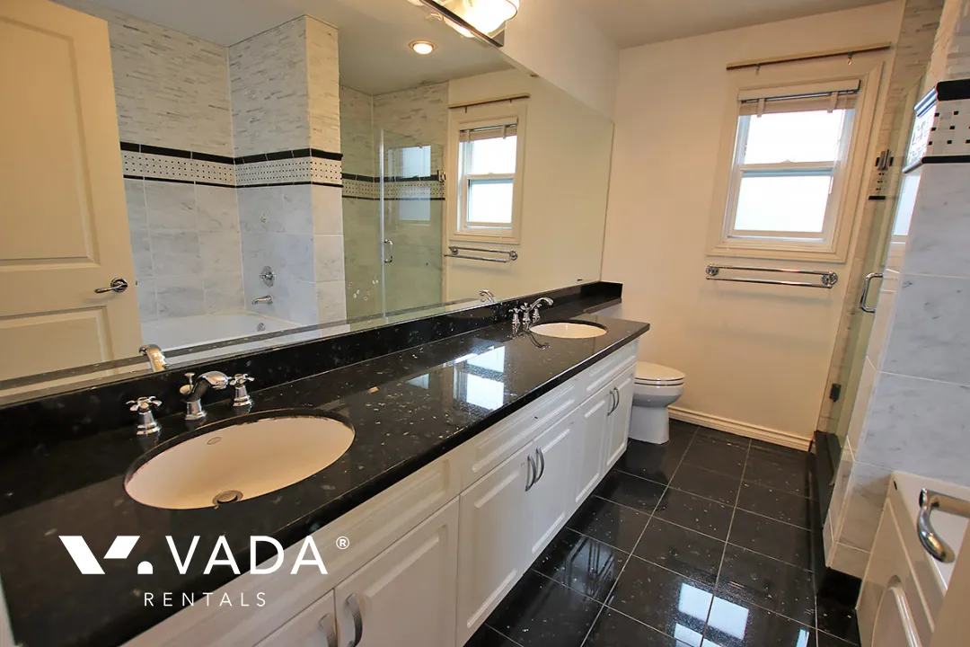 Arbutus - 4 Bedroom House For Rent in Vancouver at 2860 West 20th Avenue, Vancouver, BC