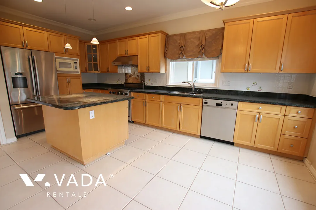 Arbutus - 4 Bedroom House For Rent in Vancouver at 2860 West 20th Avenue, Vancouver, BC