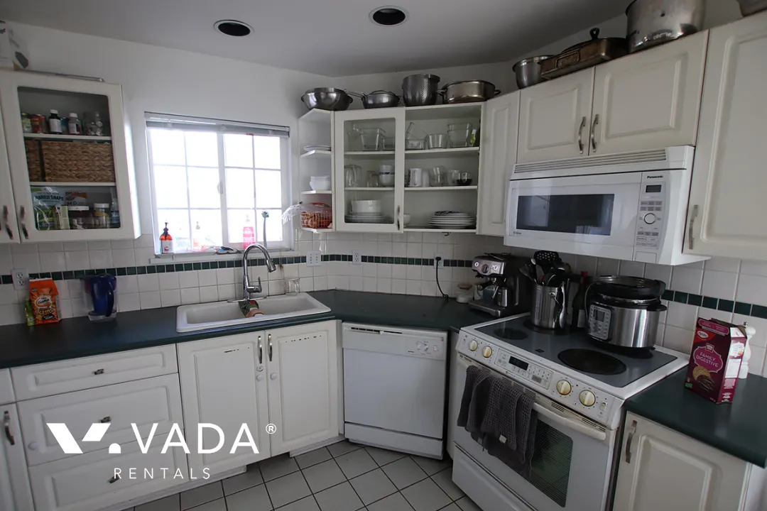 Renfrew Collingwood - 3 Bedroom House For Rent in Vancouver at 2250 East 30th Avenue, Vancouver, BC