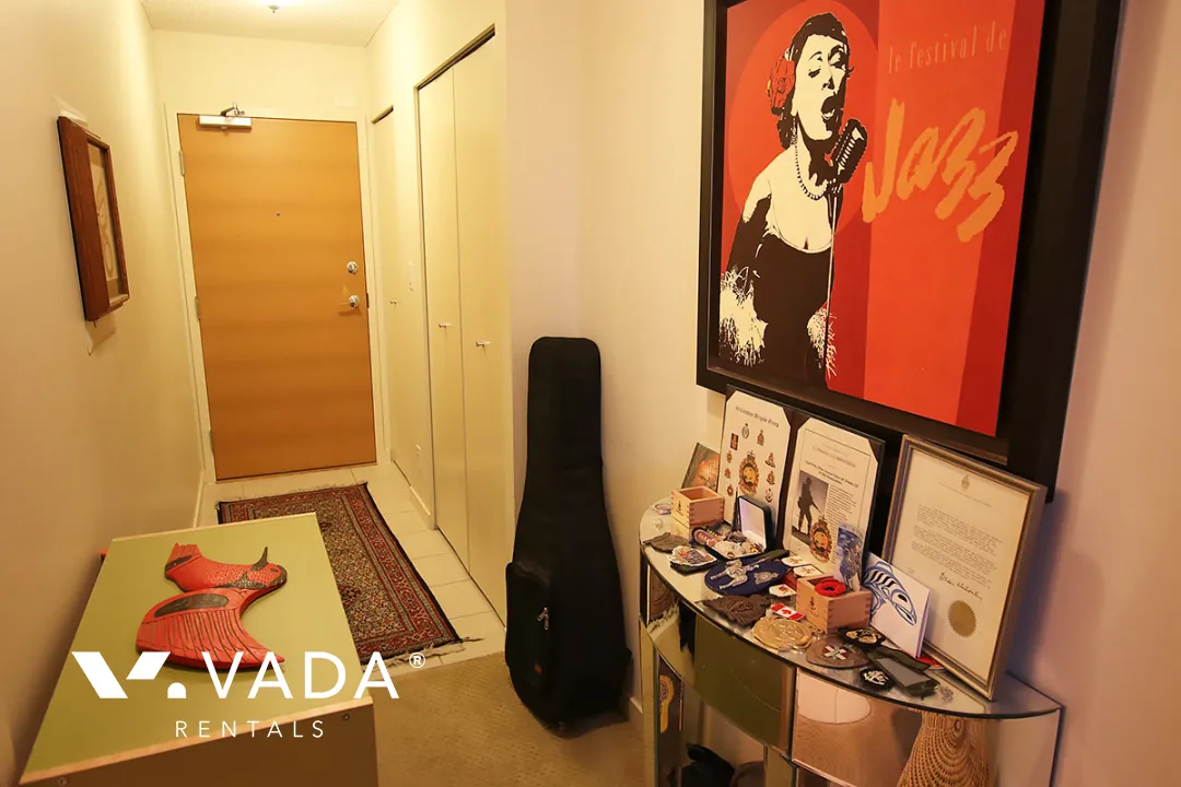 Yaletown Park in Yaletown - 1 Bedroom Apartment For Rent in Vancouver at 407 - 977 Mainland Street, Vancouver, BC