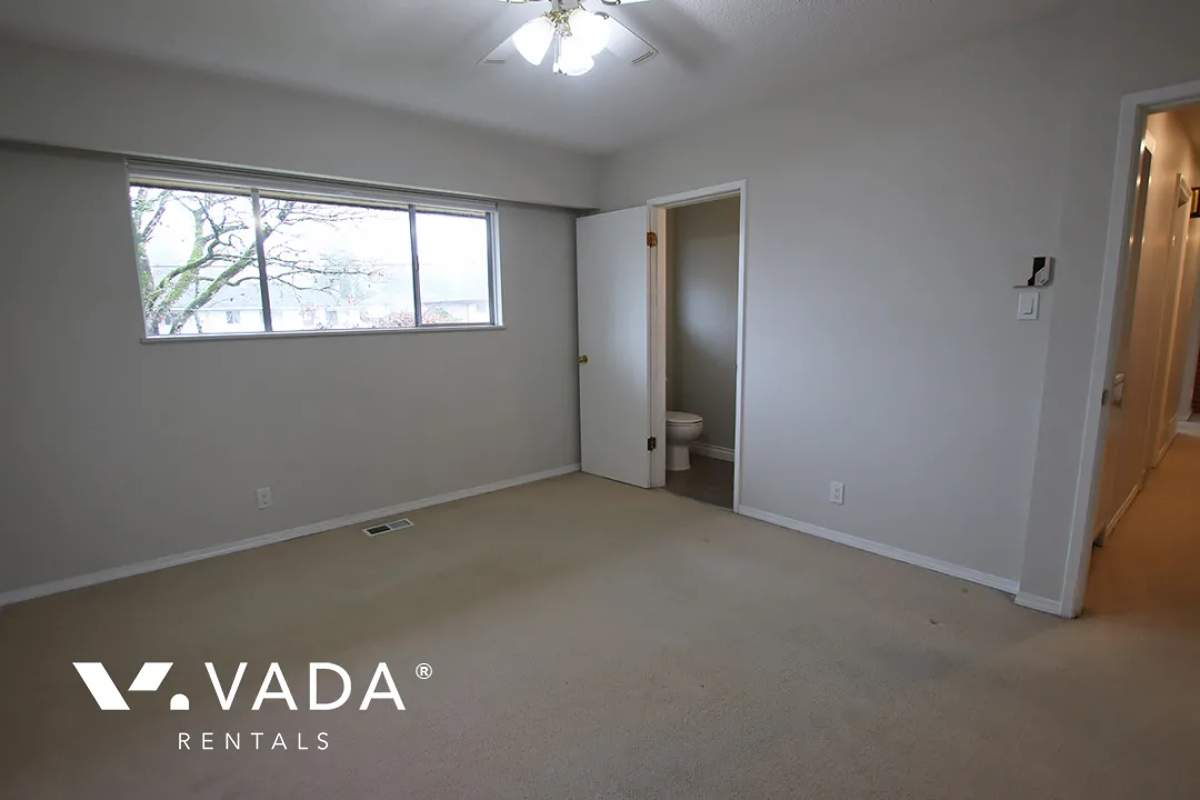 West Central in West Central - Unfurnished, Pet Friendly, 3 Bed 1.5 Bath House (Upper Level) For Rent at 11686 Holly, Maple Ridge West Central in West Central - Unfurnished, Pet Friendly, 3 Bed 1.5 Bath House (Upper Level) For Rent at 11686 Holly, Maple Ridge