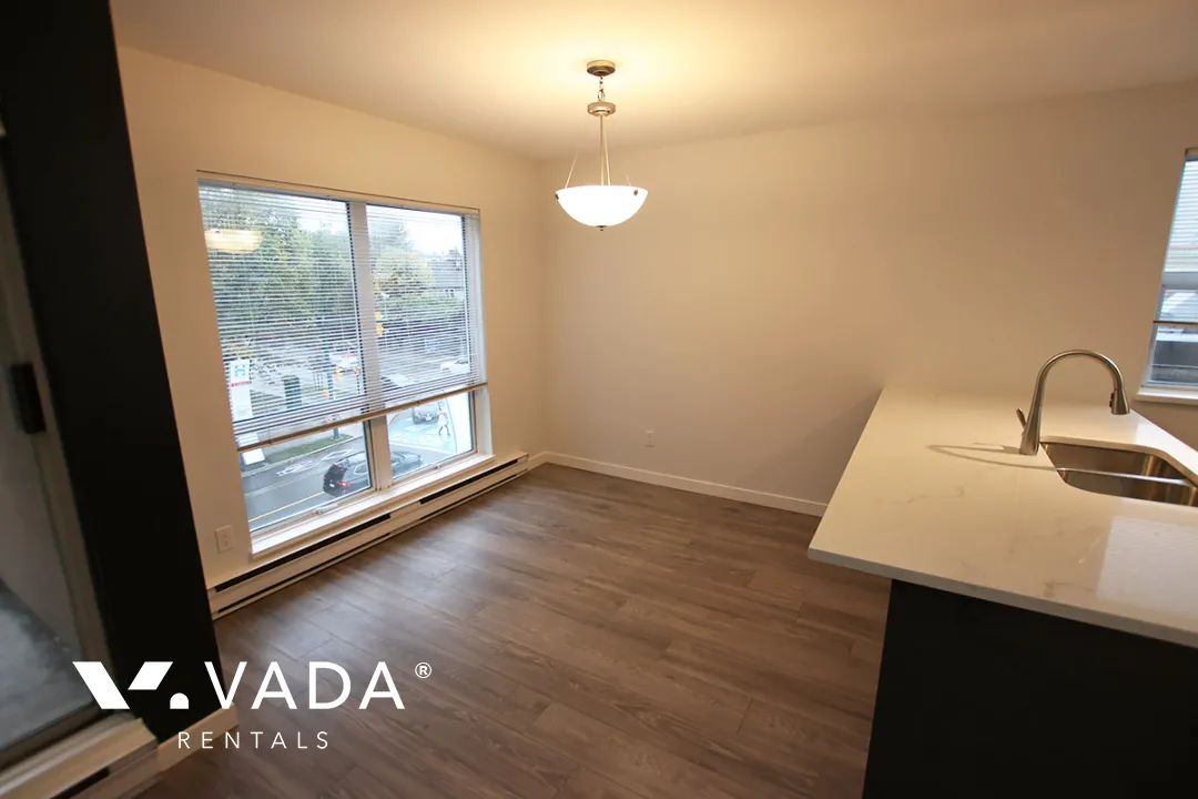 Monte Carlo in Fairview - 1 Bedroom Apartment For Rent in Vancouver at 402 - 985 West 10th Avenue, Vancouver, BC