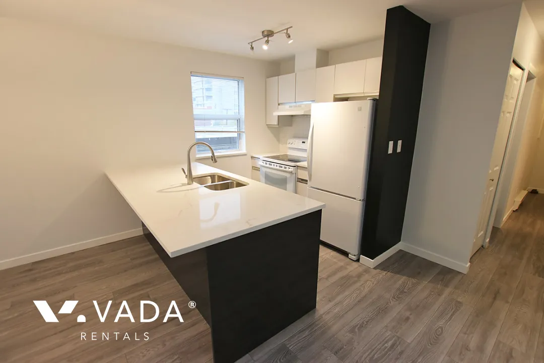 Monte Carlo in Fairview - 1 Bedroom Apartment For Rent in Vancouver at 402 - 985 West 10th Avenue, Vancouver, BC
