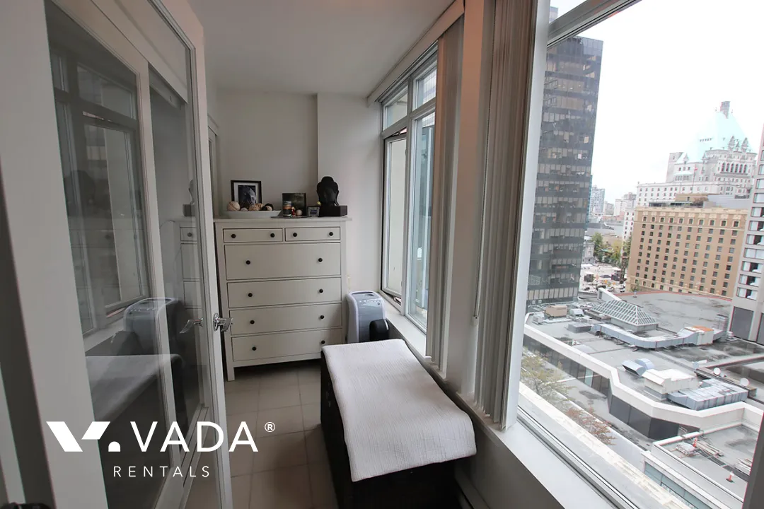 The Hudson in Downtown - 1 Bedroom Apartment For Rent in Vancouver at 1402 - 610 Granville Street, Vancouver, BC