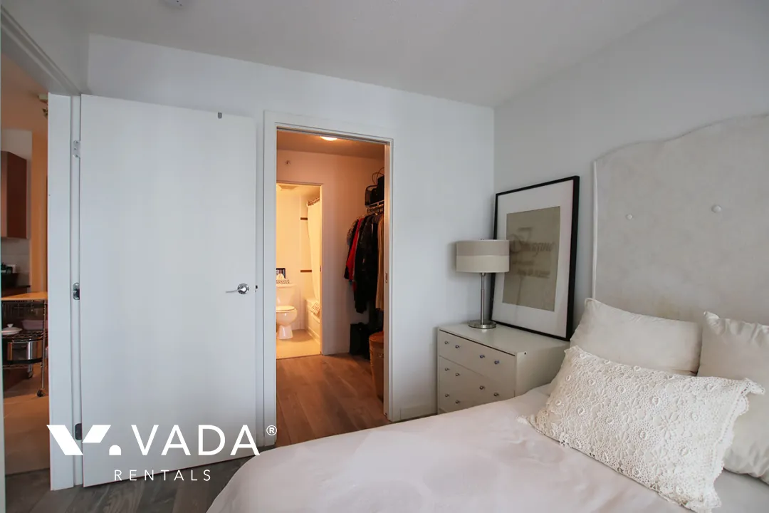 The Hudson in Downtown - 1 Bedroom Apartment For Rent in Vancouver at 1402 - 610 Granville Street, Vancouver, BC